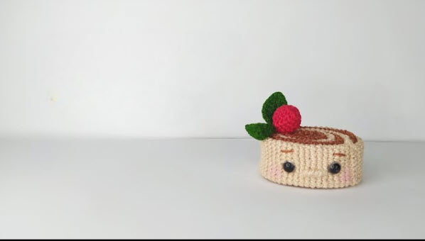 Energetic Crochet Chubby Cinnamon Roll Softie Amigurumi Pattern