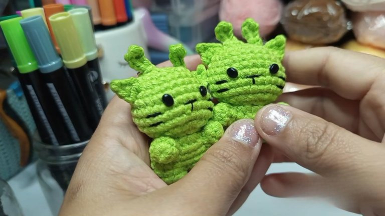 Precious Crochet Alien Kitten Keychain Amigurumi Beginner Pattern Step by Step