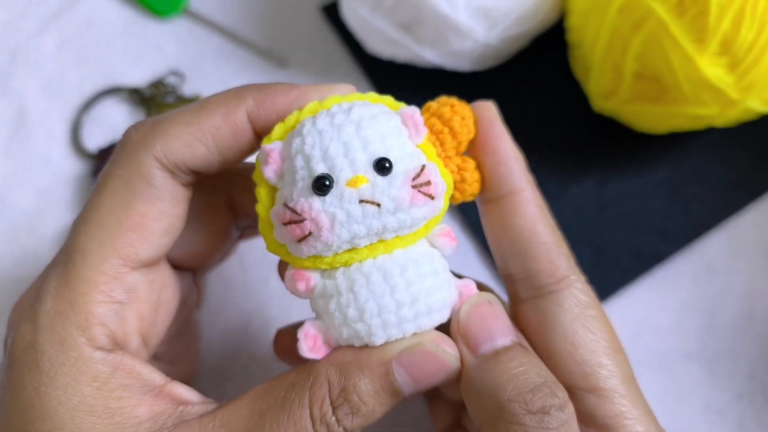 Crochet Kawaii Cat Keychain Amigurumi Pattern