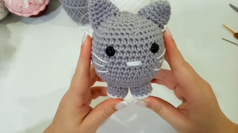 Luxurious Crochet Kawaii Ball Kitty Doll Amigurumi Easy Pattern for Beginners Toy
