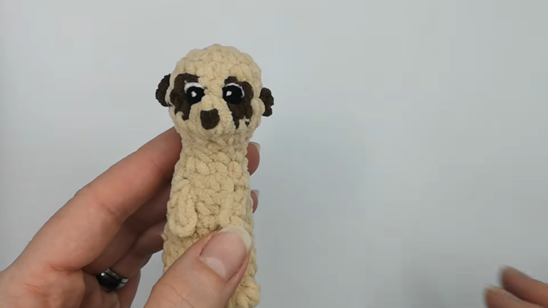 Glowing Crochet Meerkat Amigurumi Step-by-Step Pattern for Amateurs