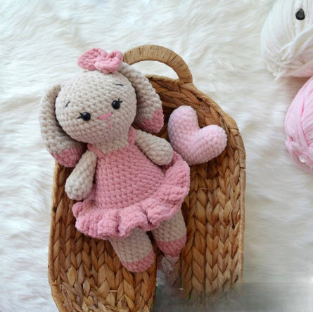 Crochet Pink Bunny Doll Amigurumi Free Pattern for Basic learner