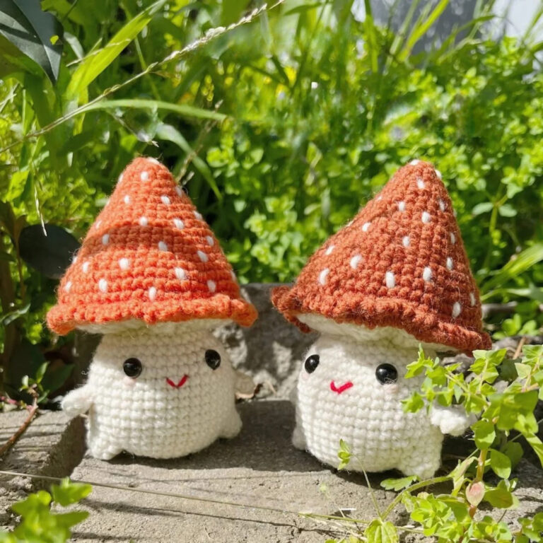 Charming Crochet Mushroom Pals – Free Amigurumi Pattern