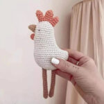 Tiny Crochet Chicken Toy – Free Amigurumi Pattern