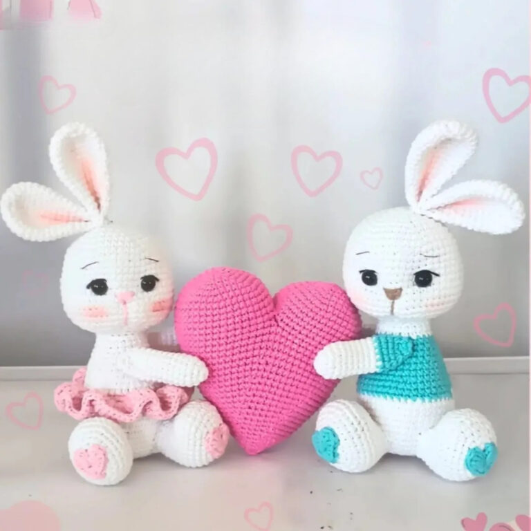 Valentine Bunny Couple Crochet Pattern – Free and Beginner Friendly