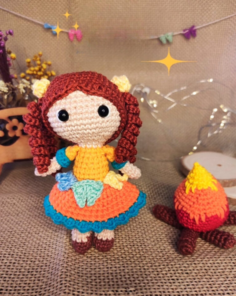 Free Crochet Doll Amigurumi Pattern – Cute Girl with Curly Hair Plushie