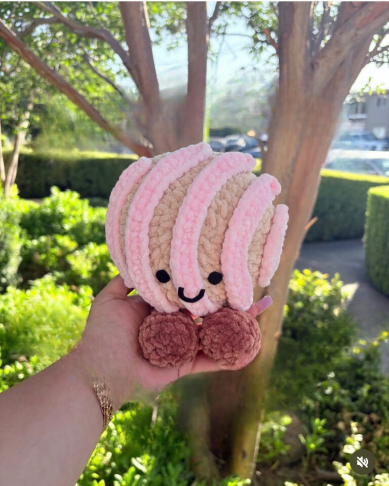Free Crochet Concha Amigurumi Pattern for Good Vibes
