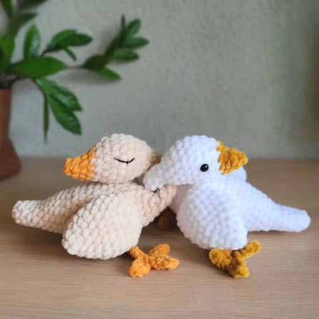 Vibrant Crochet Snoozing Goose Amigurumi Free Pattern