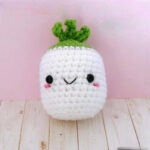 Perfect Crochet Chubby Radish Daikon Amigurumi Pattern
