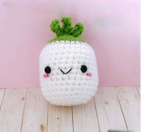 Perfect Crochet Chubby Radish Daikon Amigurumi Pattern