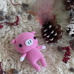 Crochet Pink Pig Amigurumi Pattern for Memorable Gifts