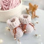 Crochet Baby Booties Pattern perfect for newborns