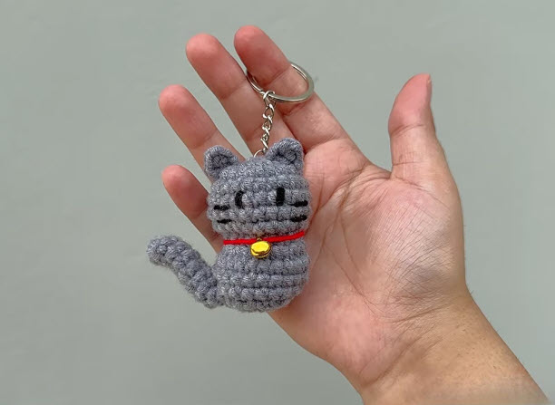 Crochet Cat Keychain Amigurumi Pattern for Bag Charms