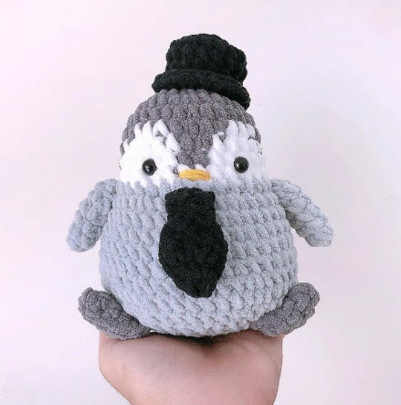 Crochet Top Hat Penguin Amigurumi Pattern Toy