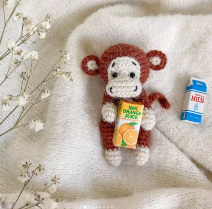 Crochet Baby Monkey Amigurumi Pattern for Handmade Gifts
