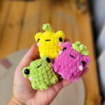 Charming Crochet Pocket Frog Plushie Amigurumi Guide
