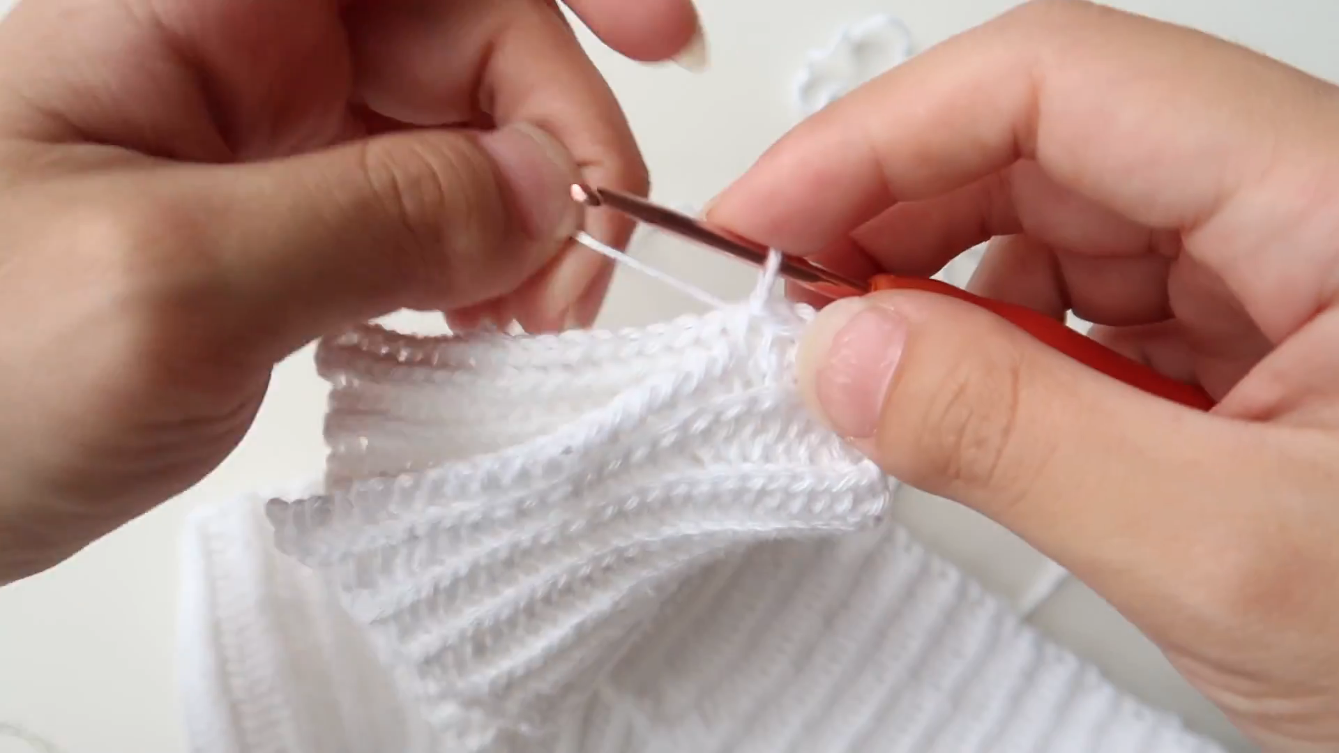 Crochet Summer Shorts Pattern with Elegant Style