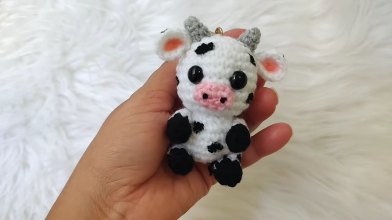 Sweet Crochet Little Cow Keychain Amigurumi Pattern For bags