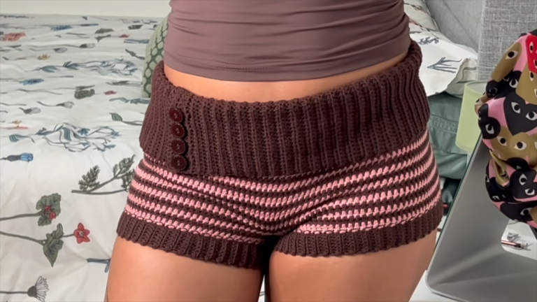 Free Crochet Foldover Shorts Pattern With Buttons