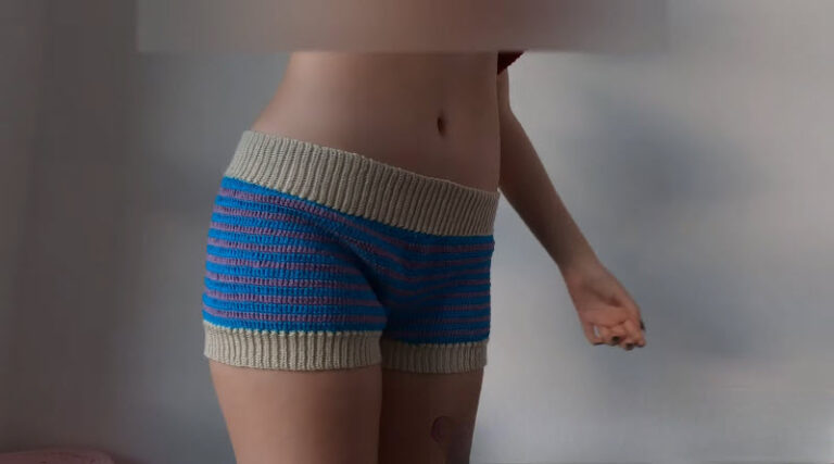 Free Crochet Striped Yarn Scraps Shorts Pattern For Beginners (3)