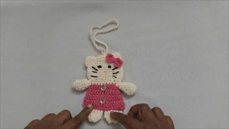 Handmade Crochet Hello Kitty Keychain Pattern for Bags