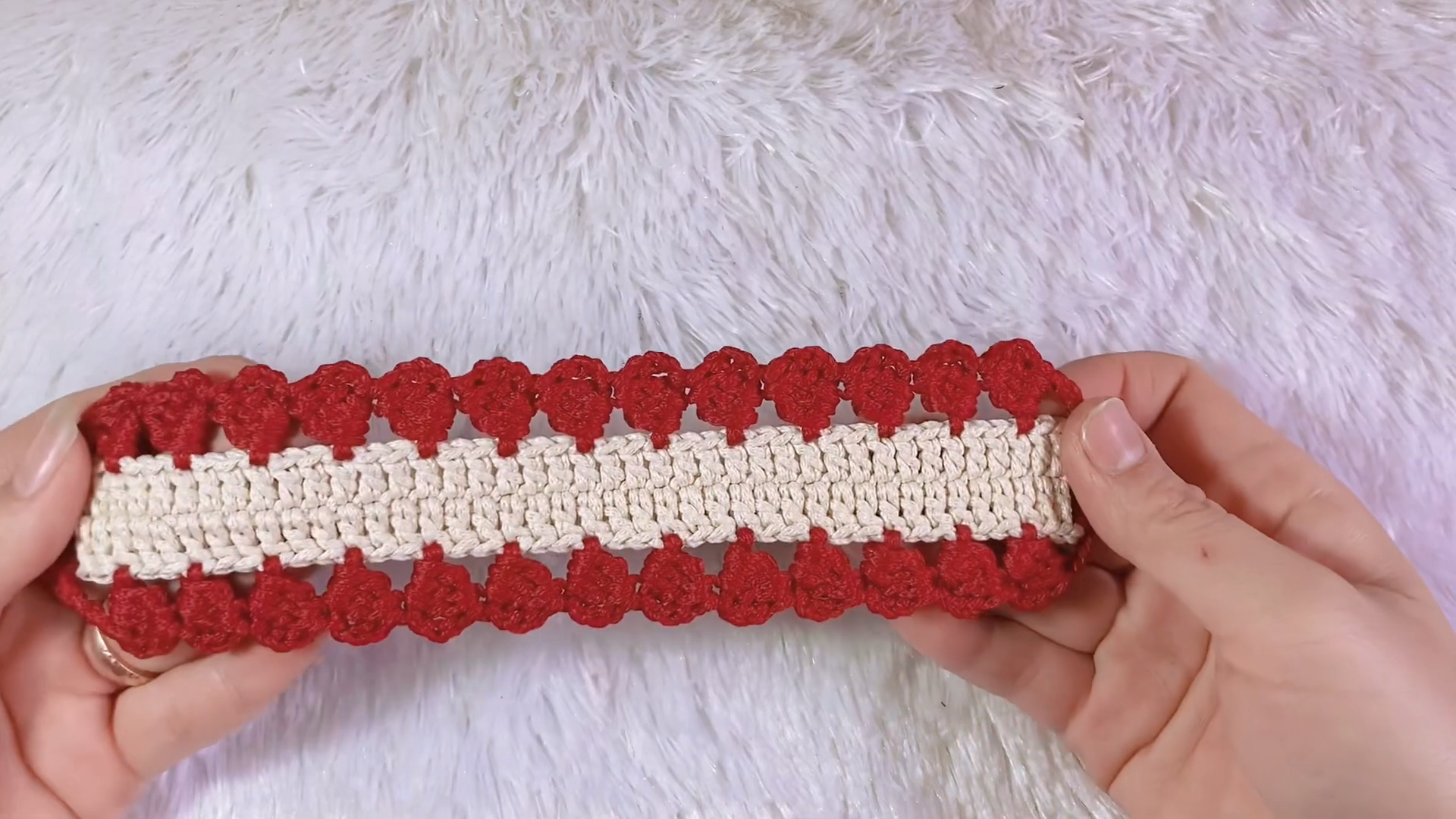 Cream and red popcorn stitch panel for the mini purse