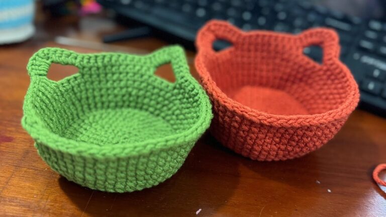 Cute Crochet Cat-Ear Basket Pattern for Special Outfits