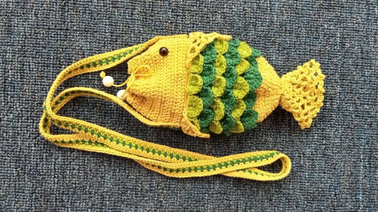 How to Crochet a fish-shaped bag Pattern for kids