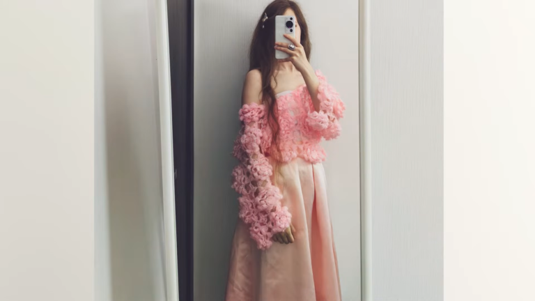 Make This Crochet Airy Floral Sweater Pattern
