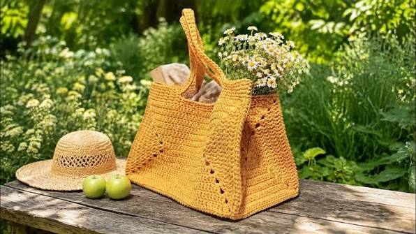 Yellow Crochet Tote Bag Pattern with leaf stitch