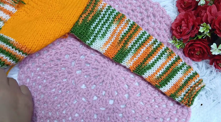 Working striped blocks next to the yellow square.